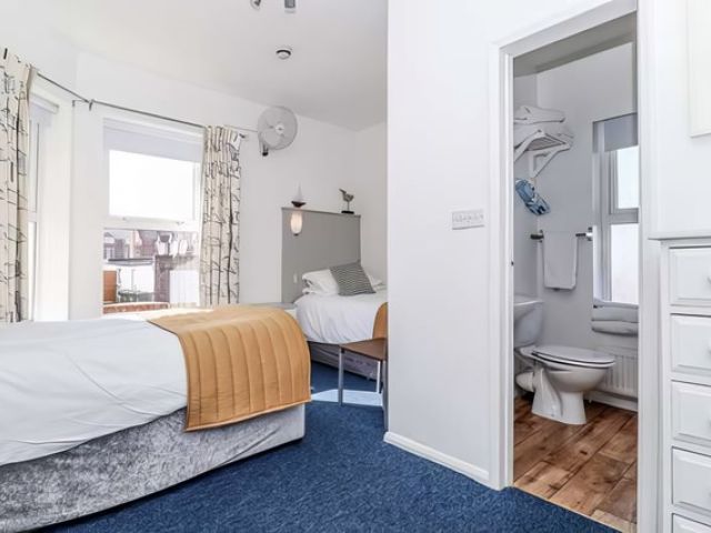 images/rooms/gallerys/room-9/room-9-7-kireth-ai.jpeg