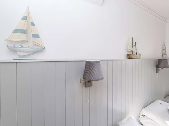images/rooms/gallerys/room-3/room-3-13-kireth-ai.jpeg